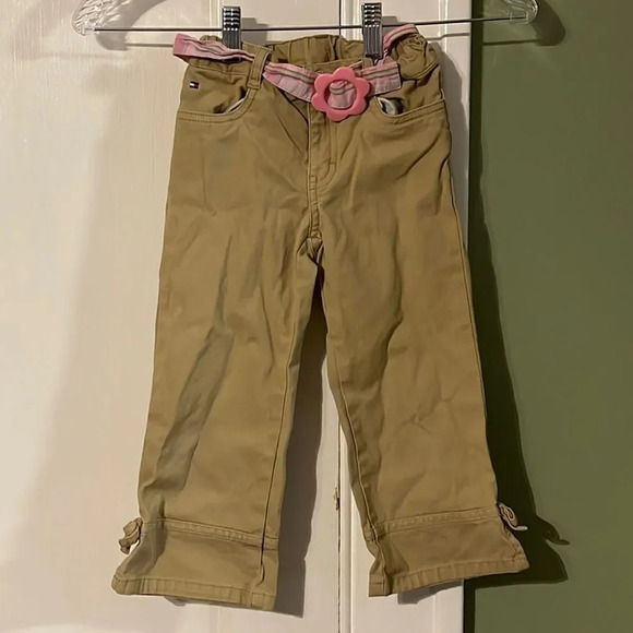 Girls Tommy Hilfiger Khaki Pants size 3/3T - Picture 1 of 10